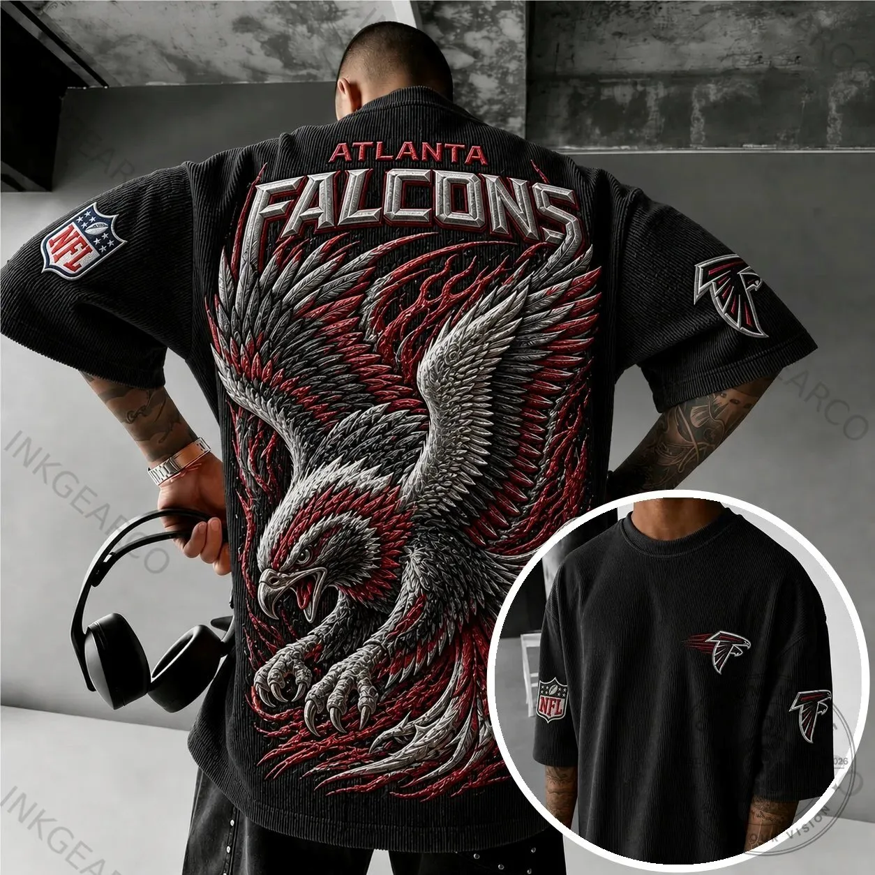 Atlanta Falcons NFL Eagle Graphic Black Short-Sleeve Oversized T-Shirt