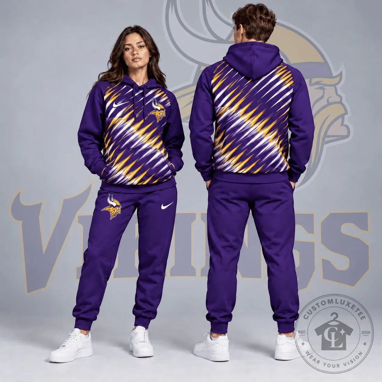 Minnesota Vikings NFL Dynamic Slash Streak Graphic Pullover Hoodie